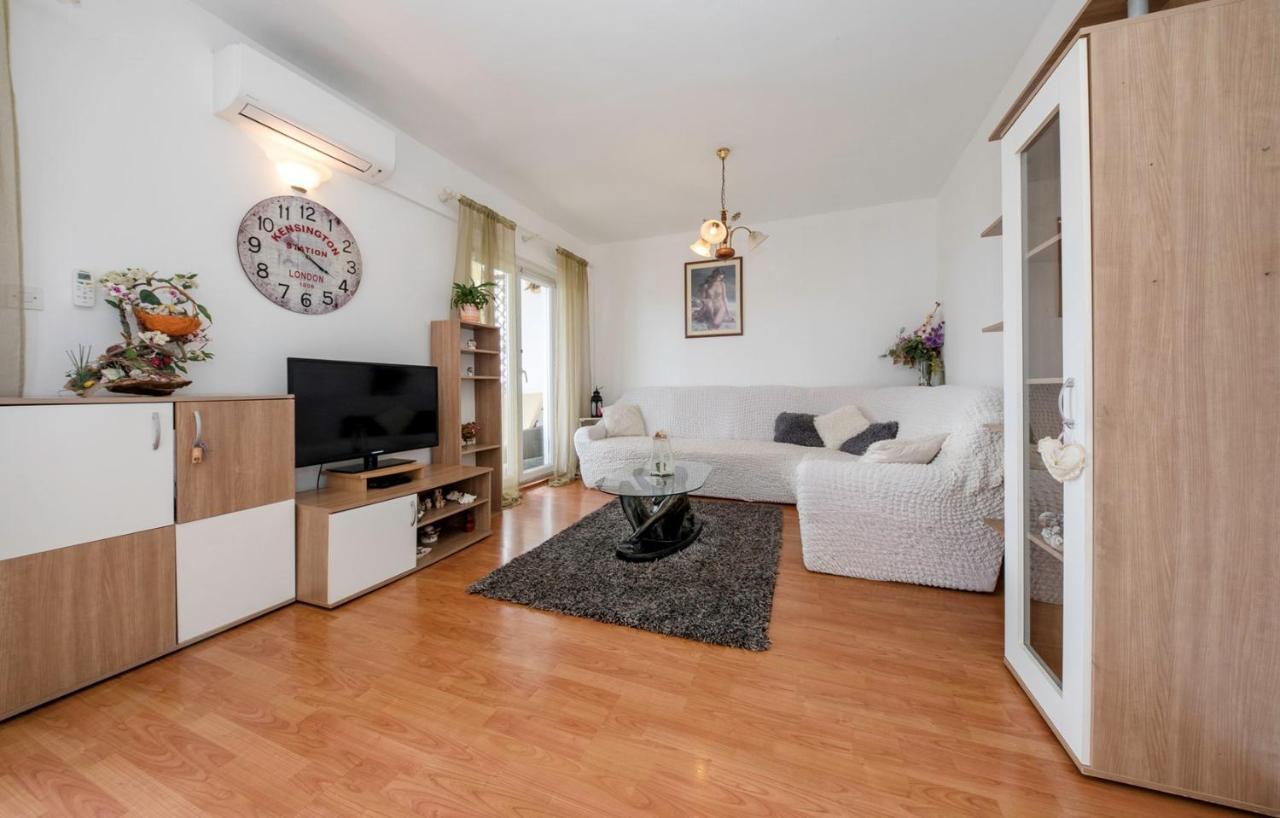 Apartment Dominik 2874 Palit Bagian luar foto